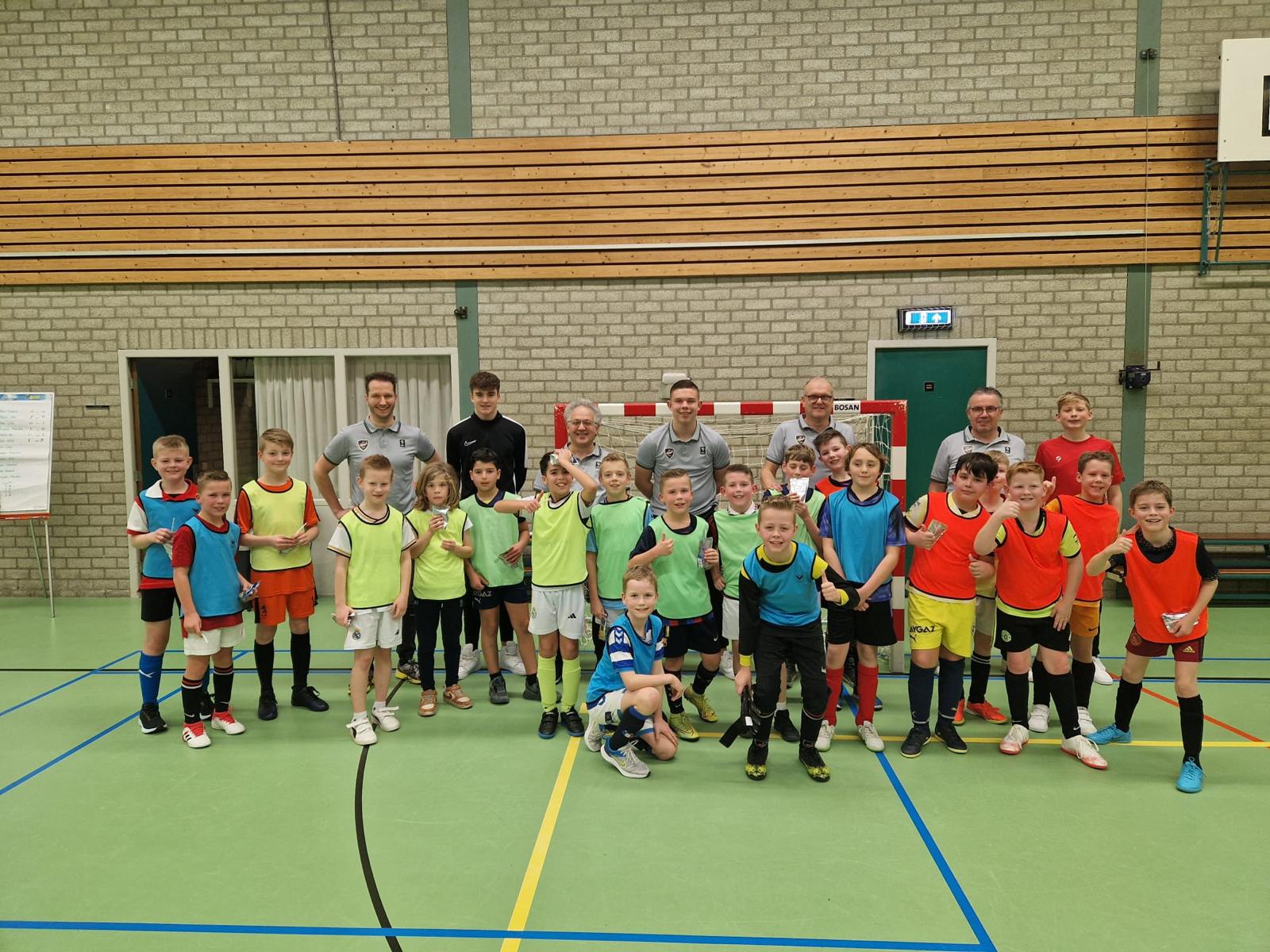 Geweldig 1e VIOD Zaalvoetbaltoernooi voor jeugdleden